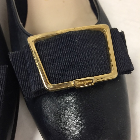 Vintage Ferragamo Boutique Dark Navy Leather Shoes - Picture 3 of 12